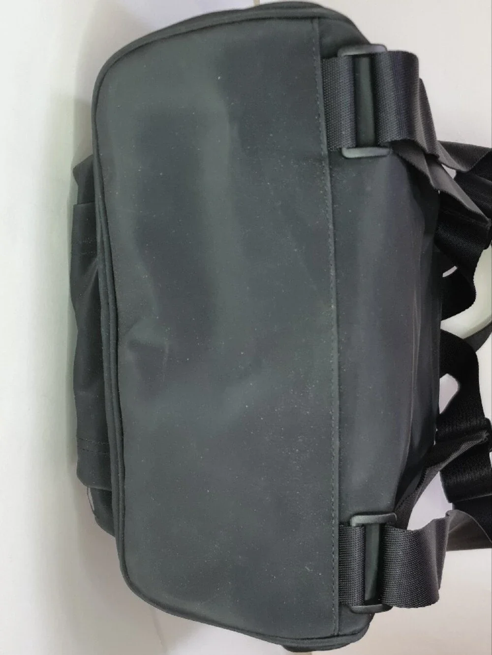 Reaction Kenneth Cole Black Drawstring Nylon Backpack + Free Gift